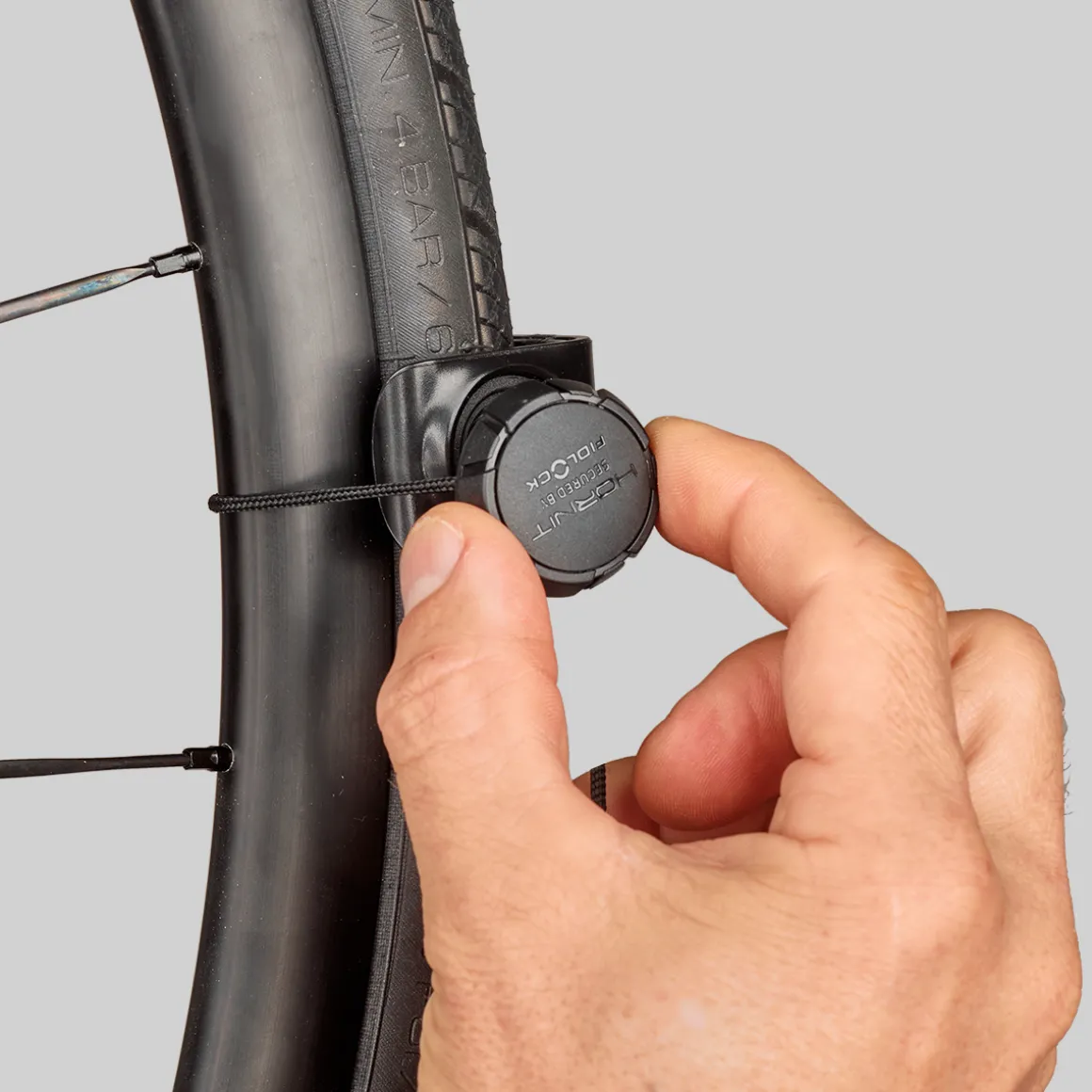 CLUG PRO ROADIE Bicycle Wall Bracket 1 "-1.25" Secured with Fidlock