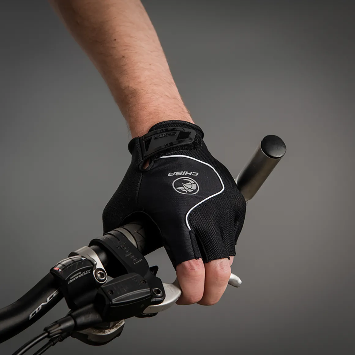 Cool Air Cycling Gloves