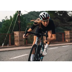DISTANCE BIB SHORTS+ 2.0 WOMENS