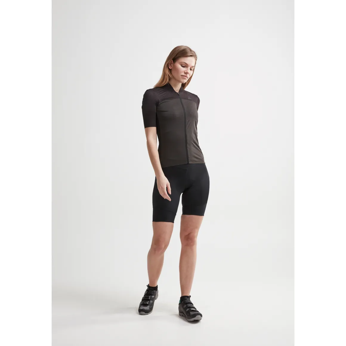 ESSENCE SHORTS W Women’s Cycling Shorts