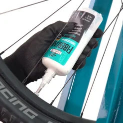 FiberLink Tubeless Latex Tyre Sealant