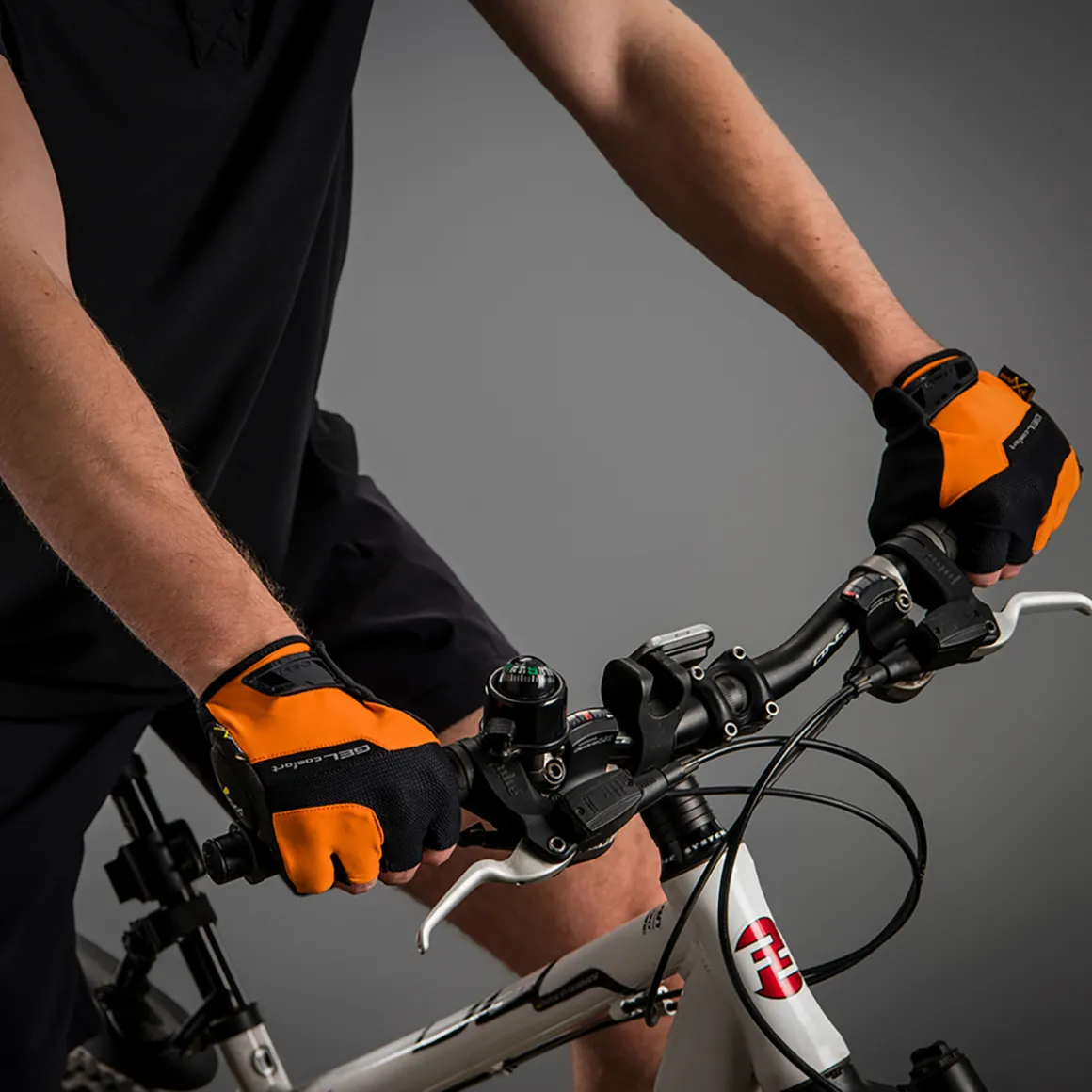 GEL COMFORT Short-finger Gloves