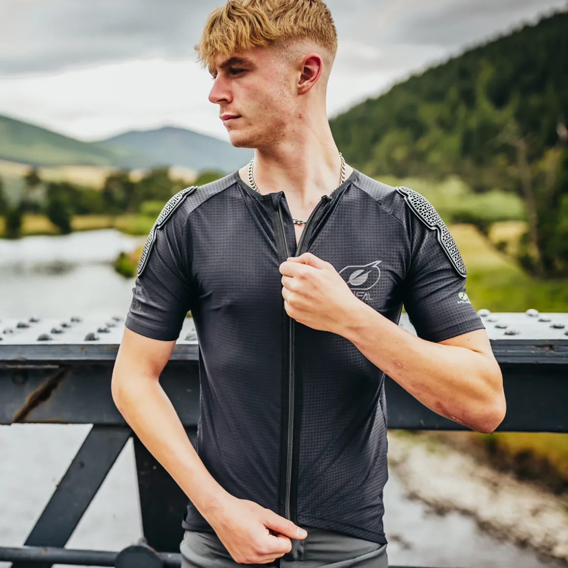 IMPACT LITE PROTECTOR SHIRT V.23 Short Sleeve Protective Shirt