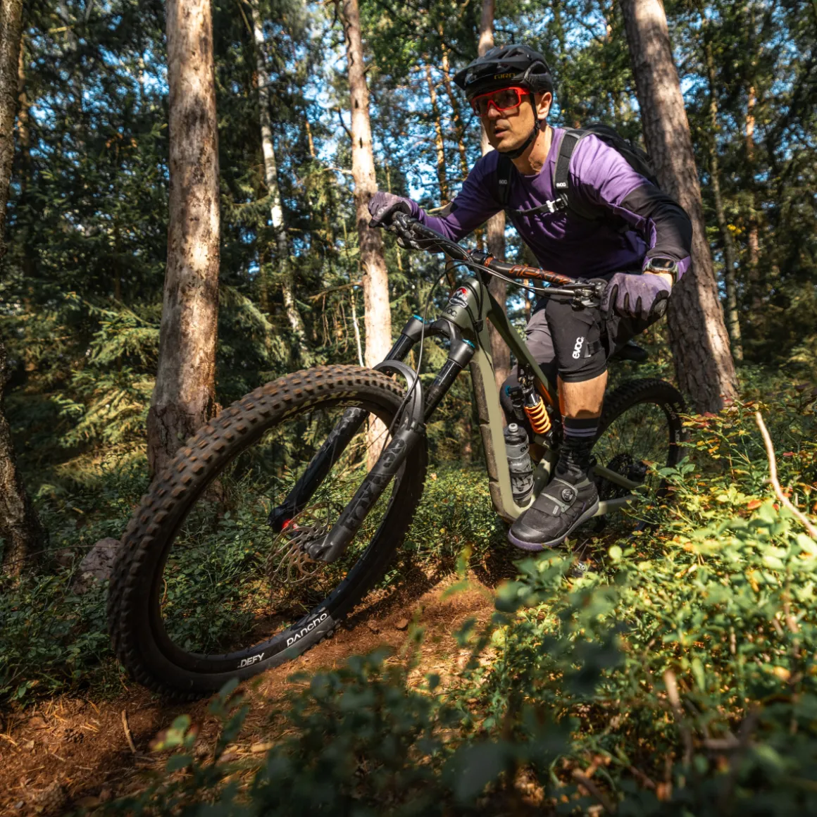 KNEE PROTECTOR LS FLEX ENDURO Knee Pads