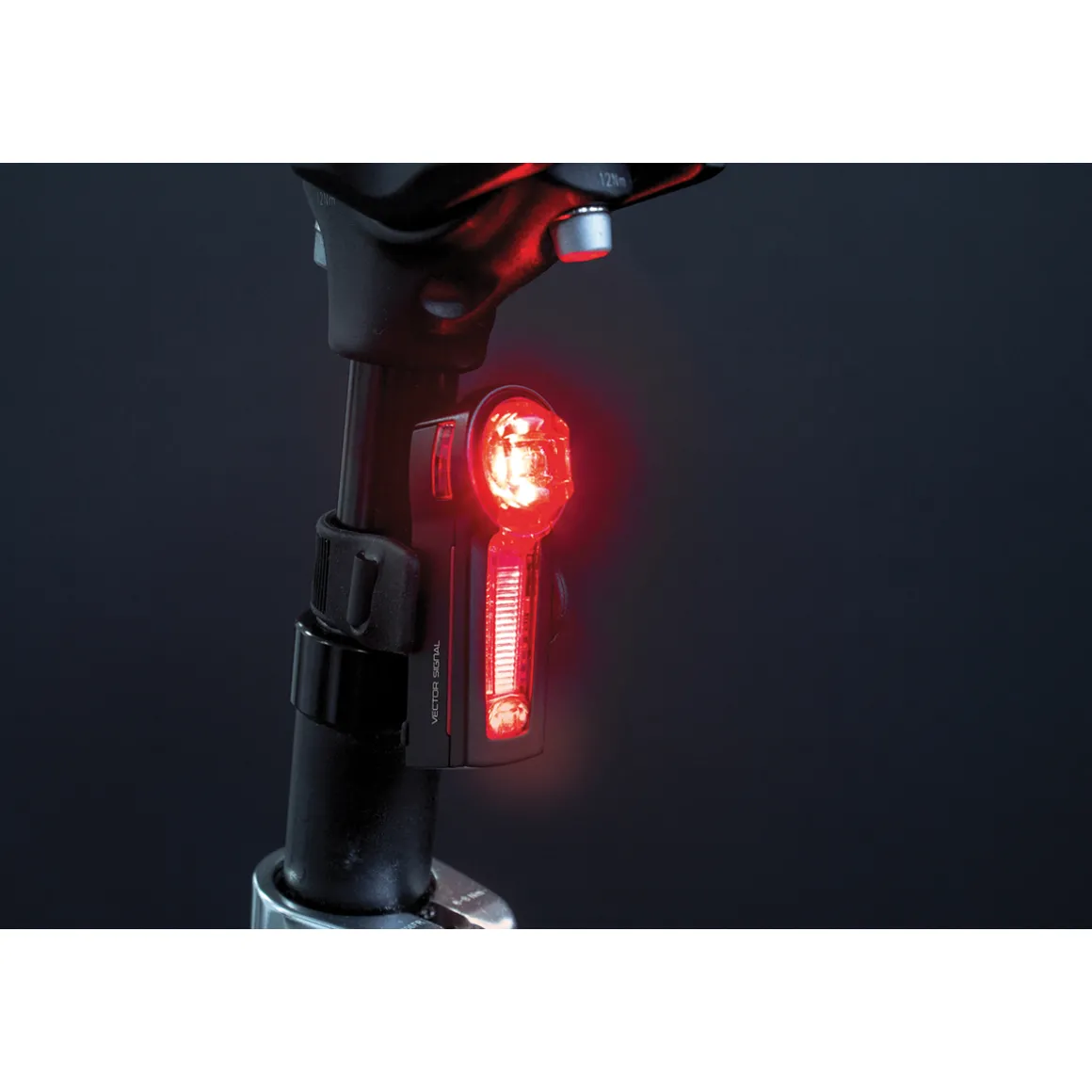 LS 480 Lighthammer Headlight + LS740 I-GO Vector Signal Rechargeable Rear Light Lighting Set