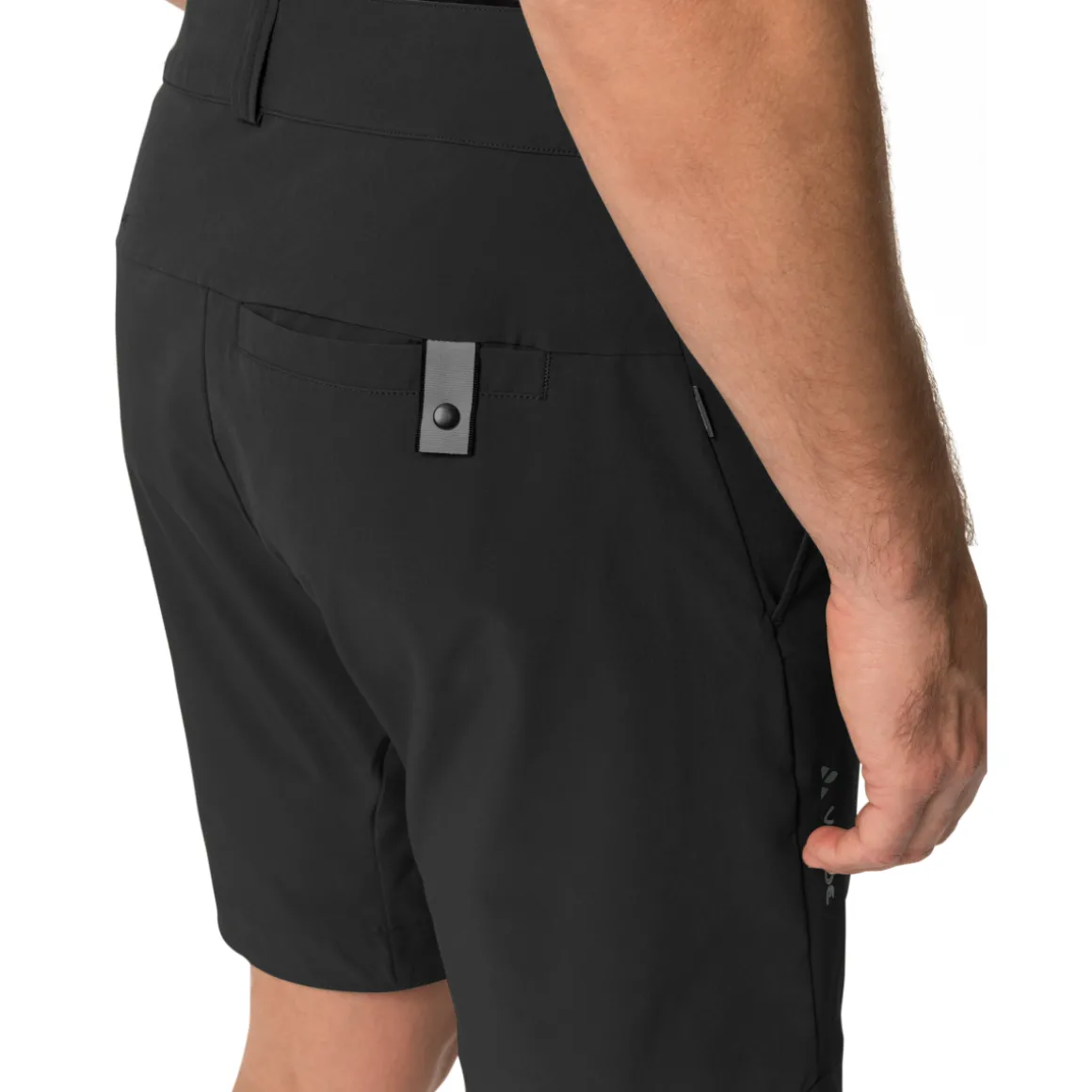 MEN’S CYCLIST SHORTS