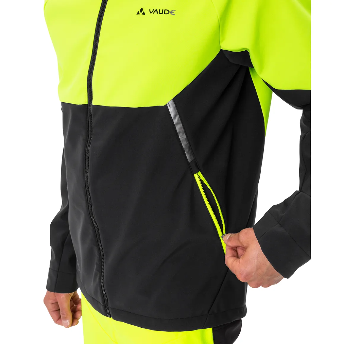 MEN'S QIMSA SOFTSHELL JACKET Winter Jacket