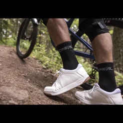PINNED FLAT PEDAL SHOE V.22