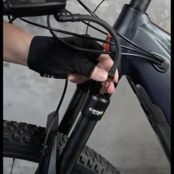 Pocketshock Digital Suspension Fork and Shock Pump