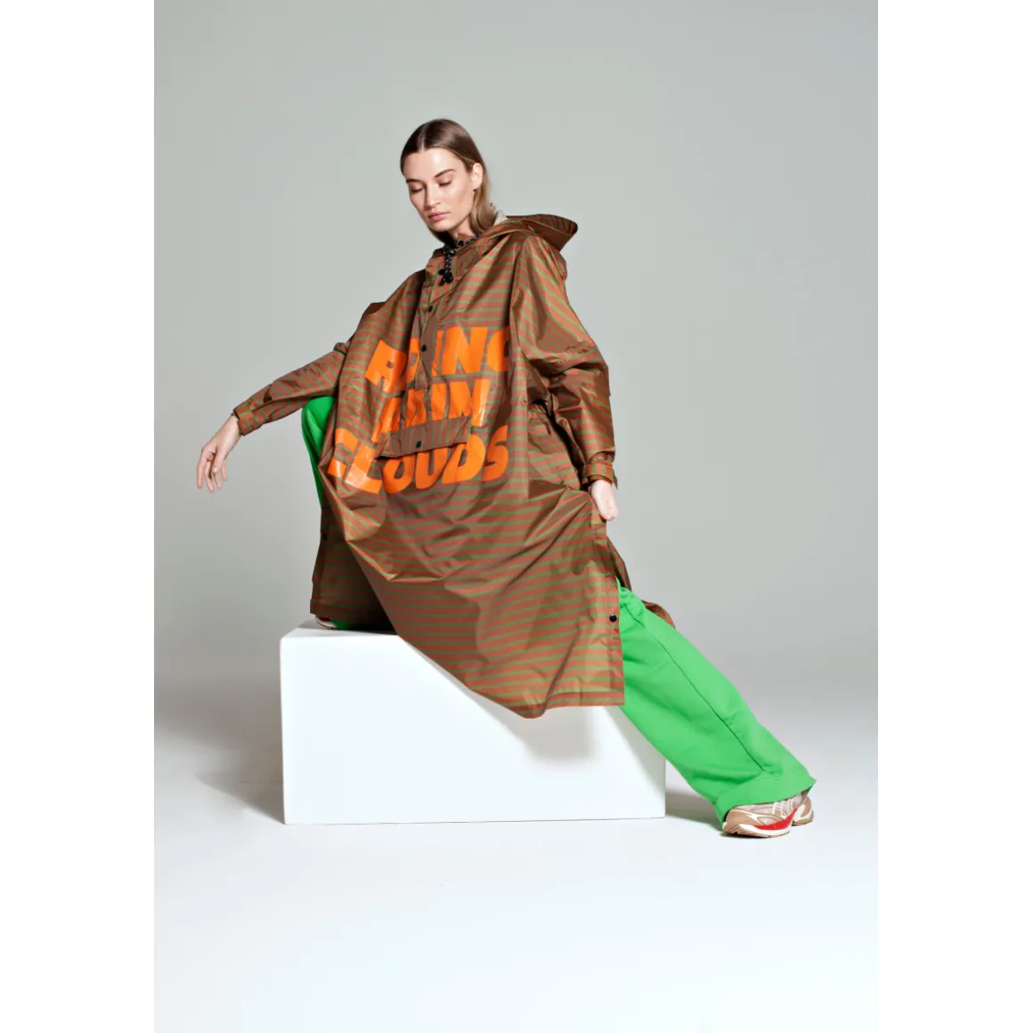 RAIN PONCHO