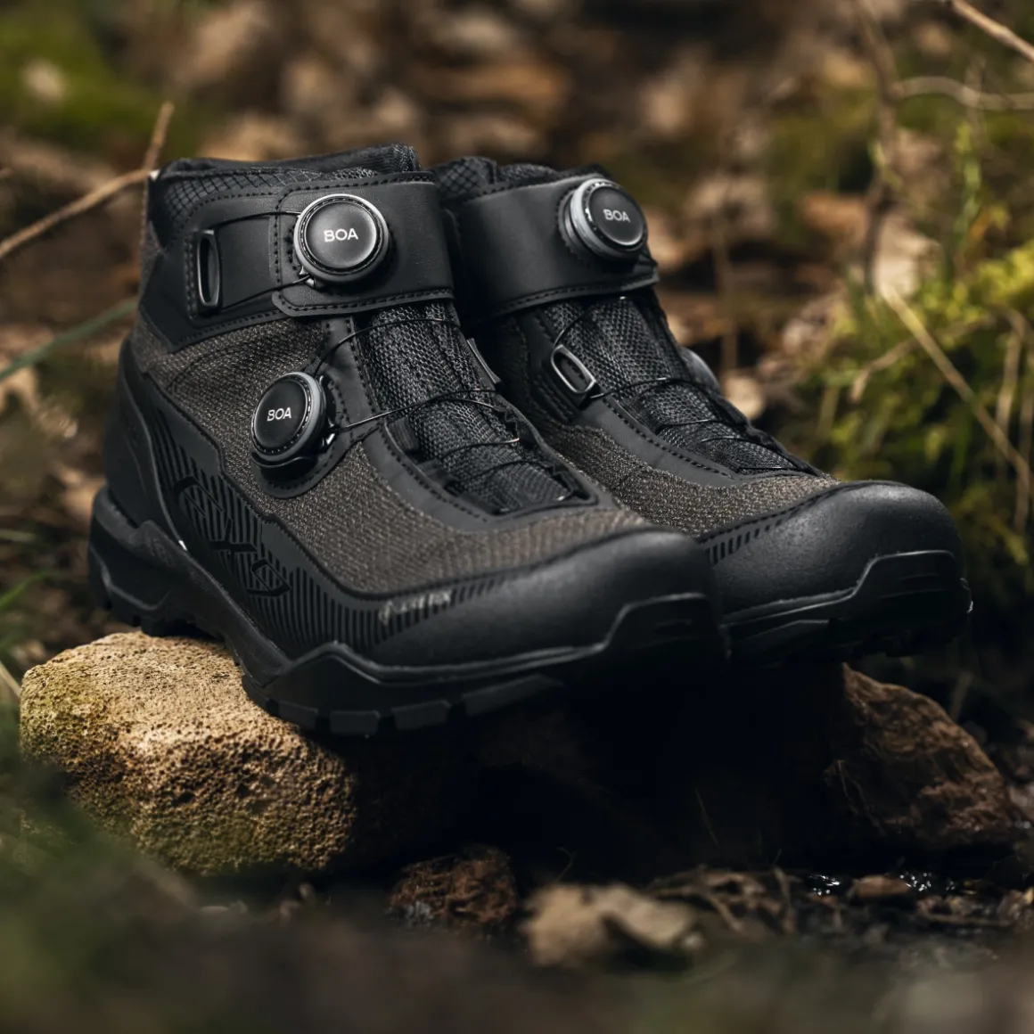 SH-EX900 Gore-Tex Touring Shoes