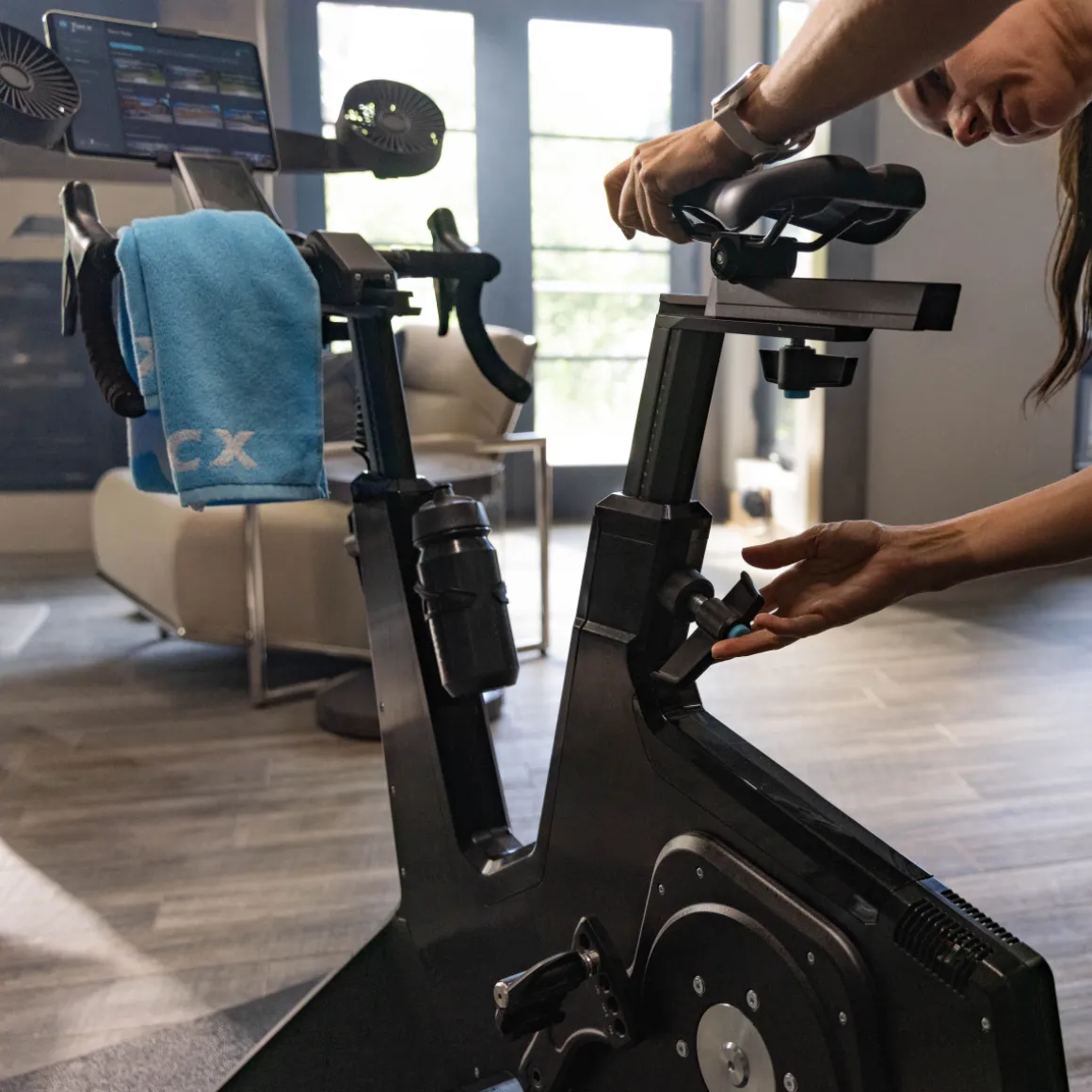 Tacx® NEO Bike Plus Indoor Trainer